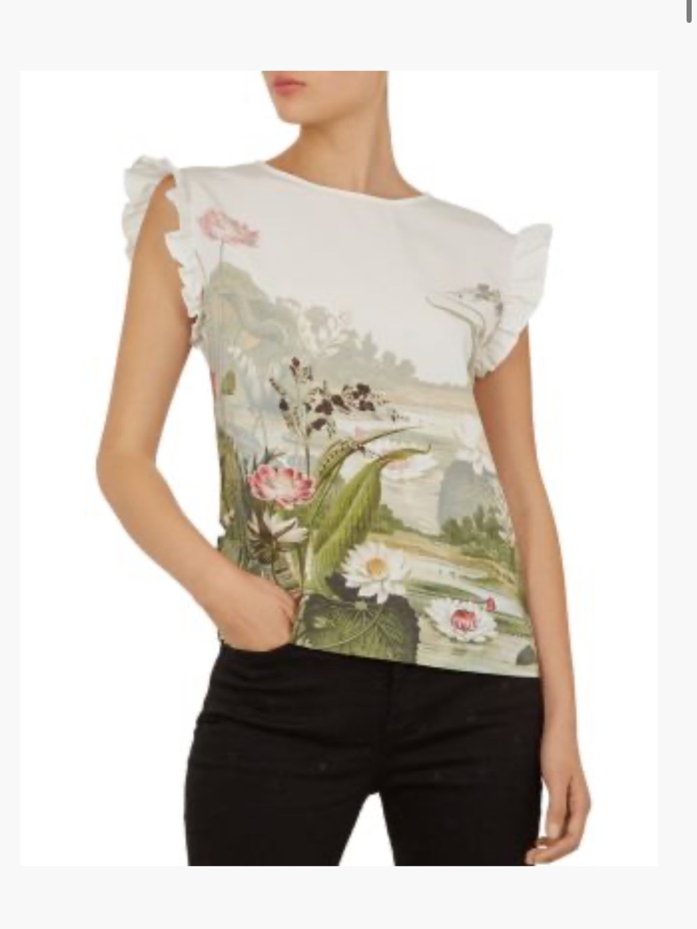 Ted Baker “Coorai Wonderland “ White Floral Print Ruffle Sleeve Top. EUC SZ2